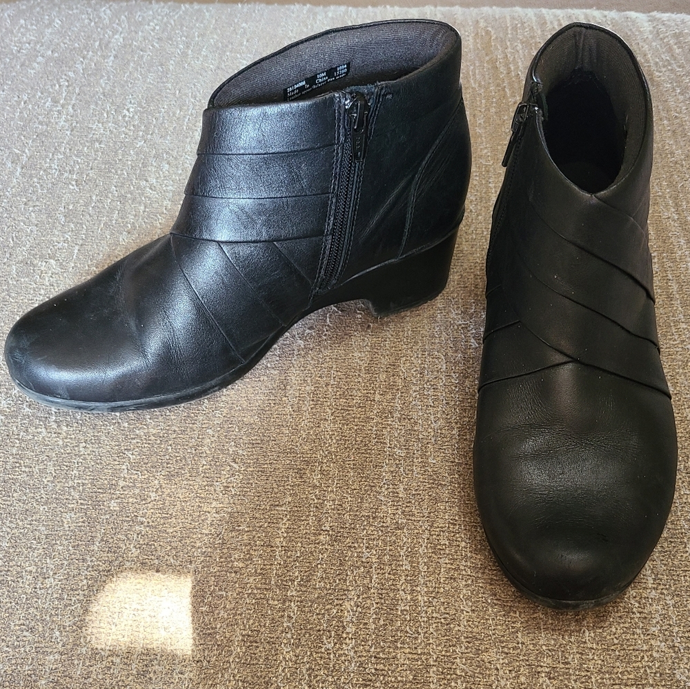 Black ankle booties